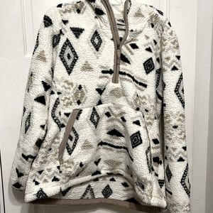 North Face Aztec Print Size XL Hooded Fleece